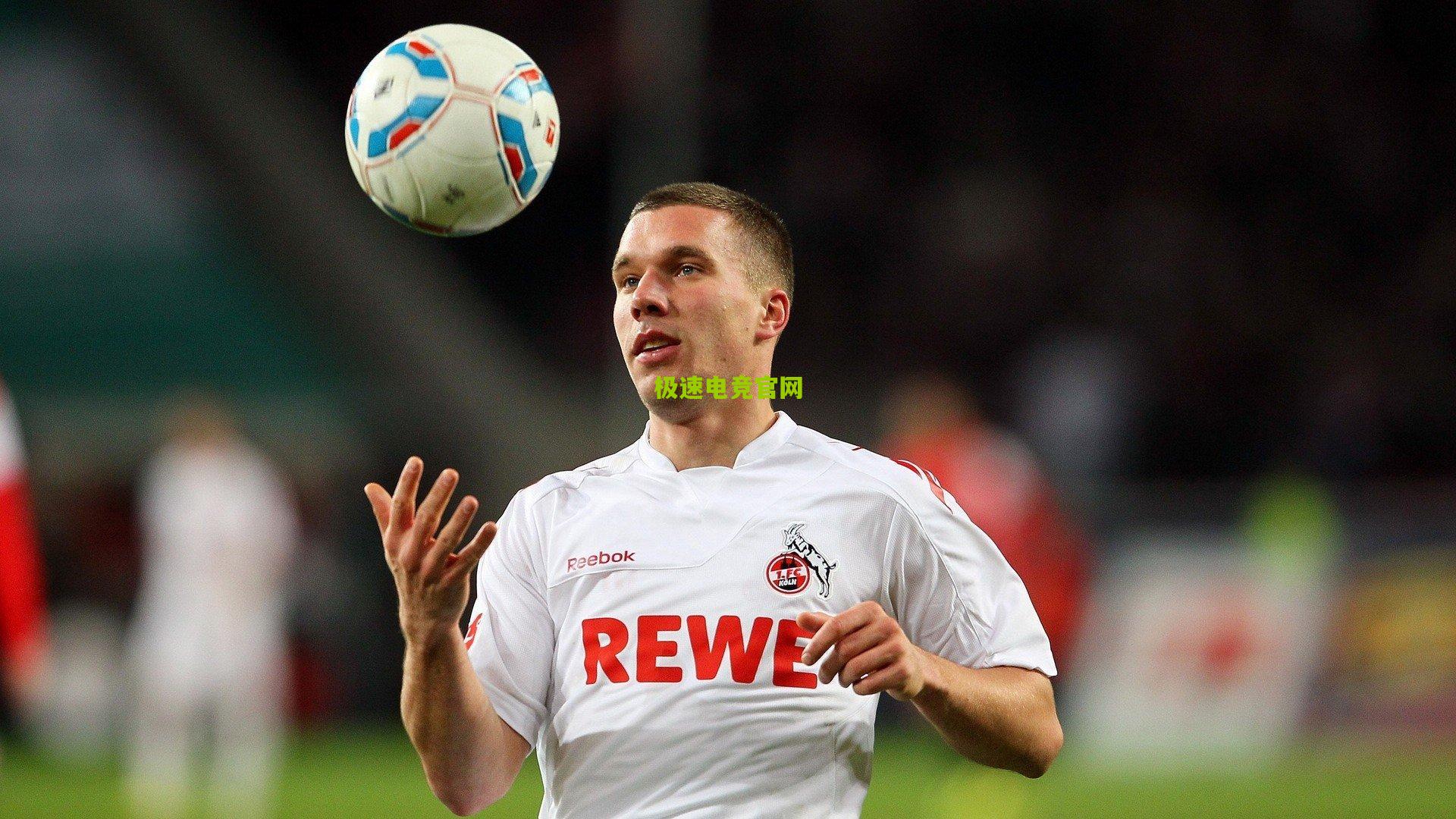 马竞遭遇伤病潮！五员大将缺阵欧冠关键战，防线核心汉茨科惊险复出