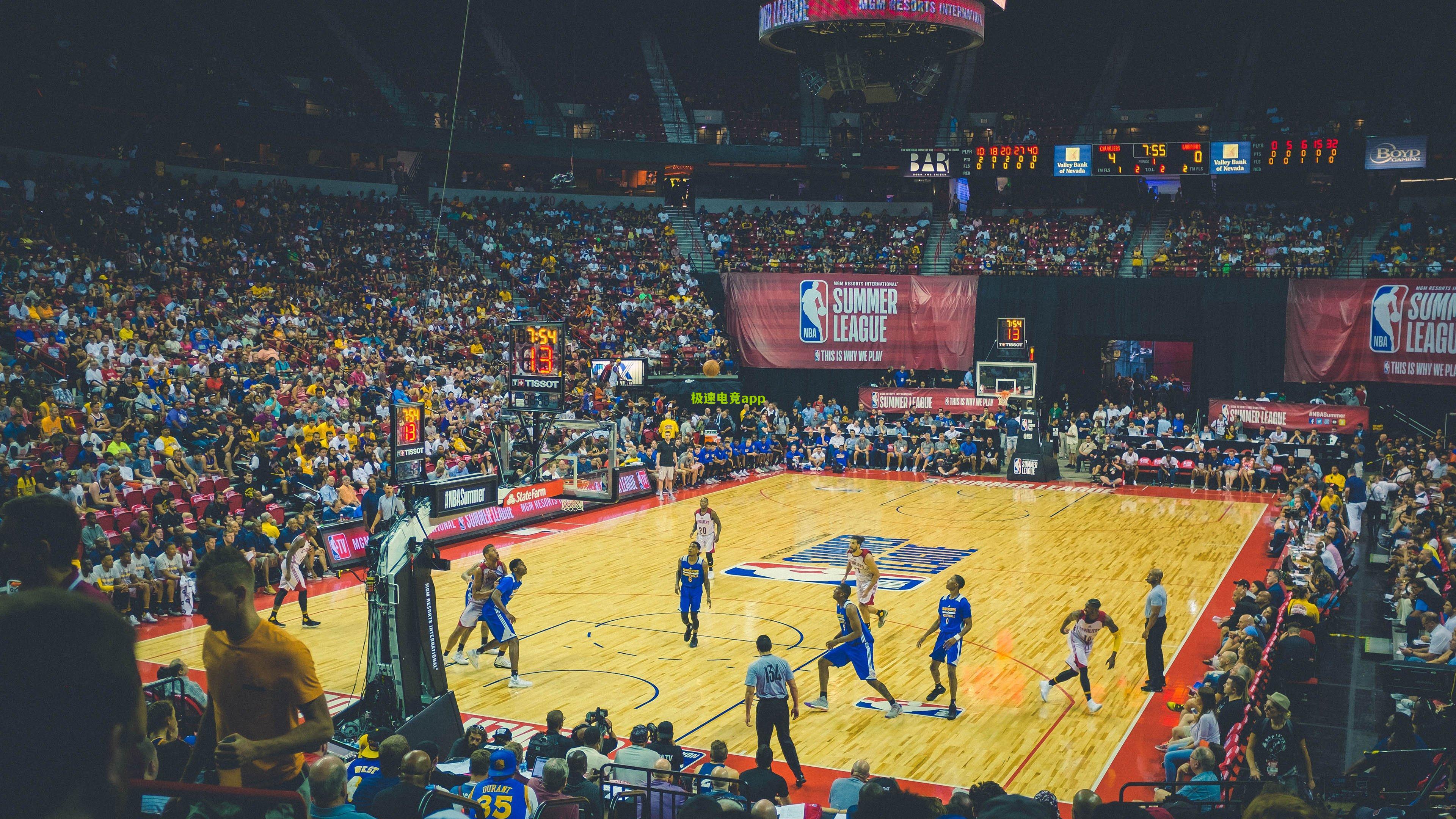 国际米兰遭遇双重打击，欧冠首败与强队魔咒持续发酵